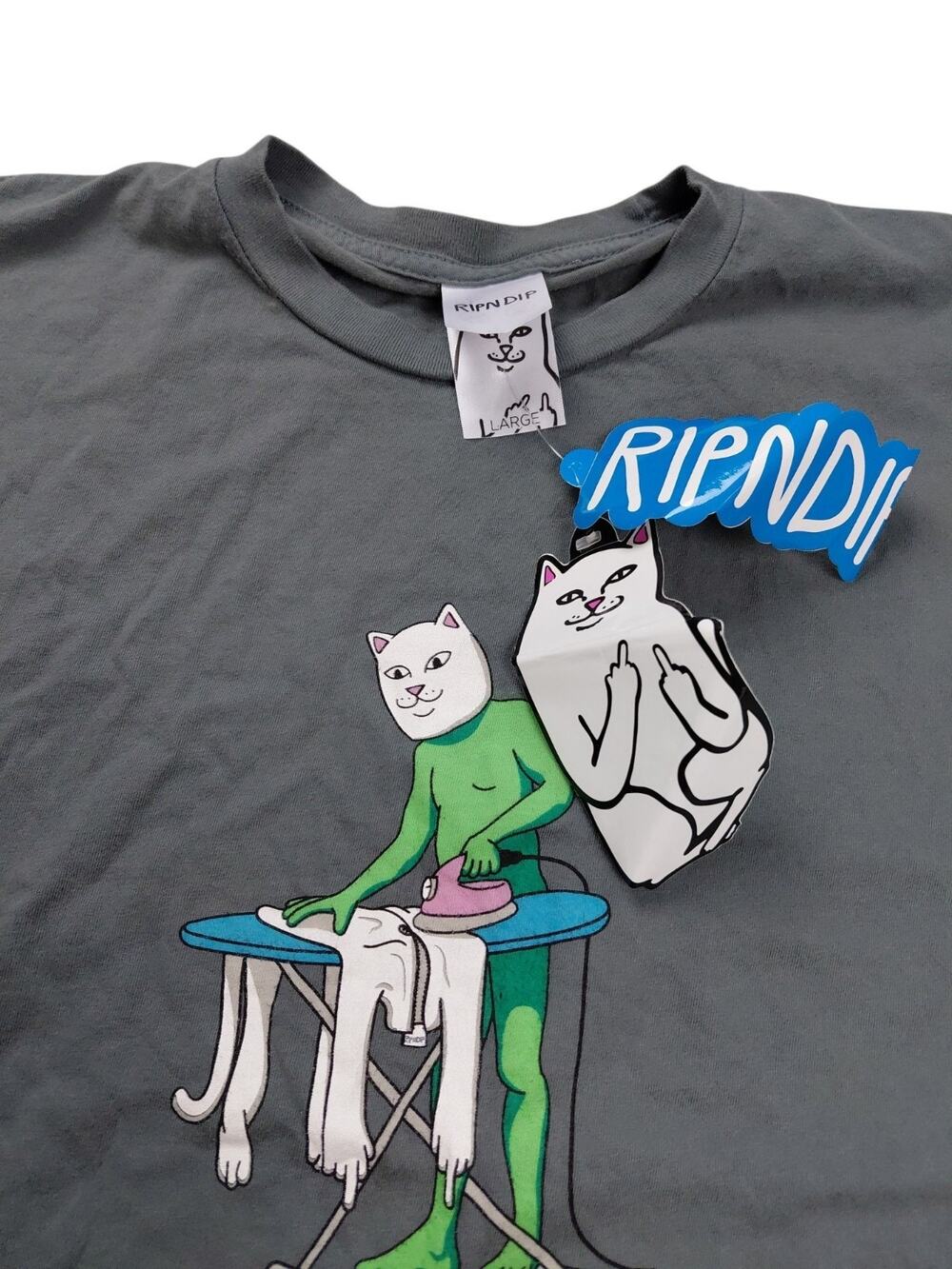 Rip N Dip Laundry Day Gray T-Shirt Men's Size Large NWT